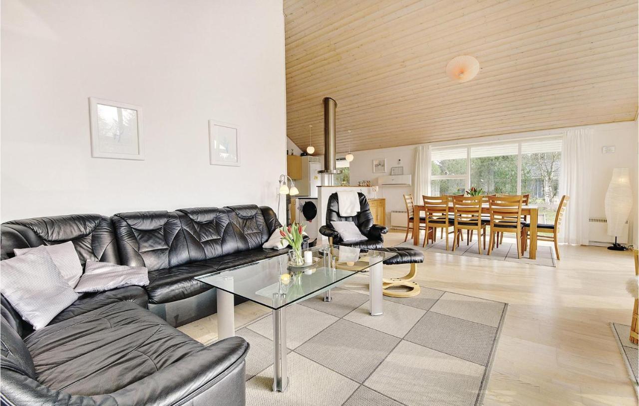7 Bedroom Stunning Home In Herning Kølkær Exteriör bild